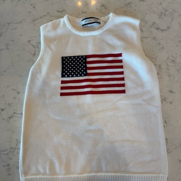 Crystal Kobe Sweaters - Vintage American flag sleeveless sweater. Size Medium